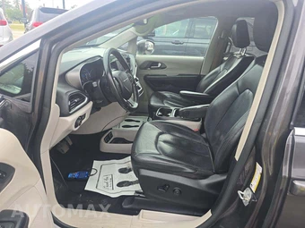 2020 Chrysler Pacifica Touring L 121.6" WB – miniatura 3