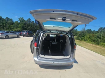 2020 Chrysler Pacifica Touring L 121.6" WB – miniatura 15