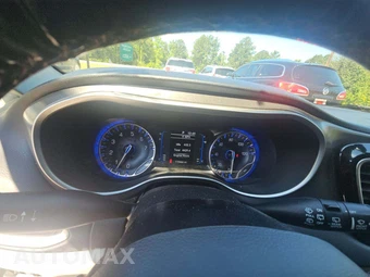 2020 Chrysler Pacifica Touring L 121.6" WB – miniatura 9