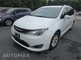 2020 Chrysler Pacifica Touring L 121.6" WB