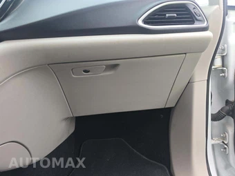 2020 Chrysler Pacifica Touring L 121.6" WB – miniatura 20