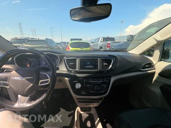 2020 Chrysler Pacifica Touring L 121.6" WB - miniatura 11
