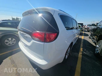 2020 Chrysler Pacifica Touring L 121.6" WB - miniatura 4