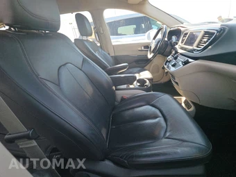 2020 Chrysler Pacifica Touring L 121.6" WB - miniatura 8
