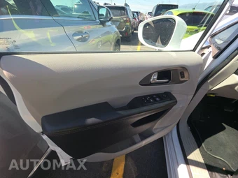 2020 Chrysler Pacifica Touring L 121.6" WB - miniatura 9