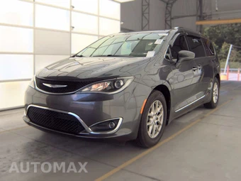 2020 Chrysler Pacifica Touring L 121.6" WB