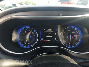 2020 Chrysler Pacifica Touring L 121.6" WB – miniatura 12