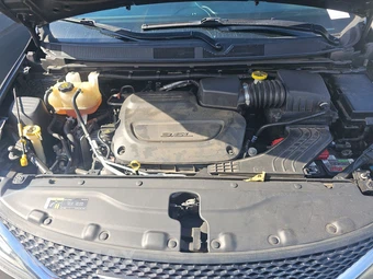 2020 Chrysler Pacifica Touring L 121.6" WB – miniatura 16