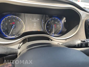 2020 Chrysler Pacifica Touring L 121.6" WB – miniatura 12
