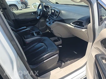 2020 Chrysler Pacifica Touring L 121.6" WB – miniatura 8