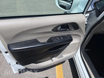 2020 Chrysler Pacifica Touring L 121.6" WB – miniatura 9