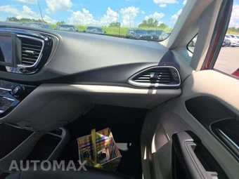 2020 Chrysler Pacifica Touring L 121.6" WB – miniatura 17