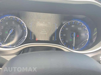 2020 Chrysler Pacifica Touring L 121.6" WB – miniatura 6