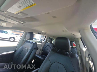 2020 Chrysler Pacifica Touring L 121.6" WB – miniatura 8