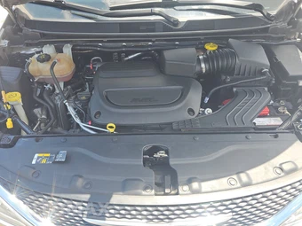 2020 Chrysler Pacifica Touring L 121.6" WB – miniatura 16
