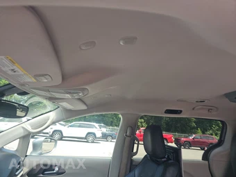 2020 Chrysler Pacifica Touring L 121.6" WB – miniatura 19