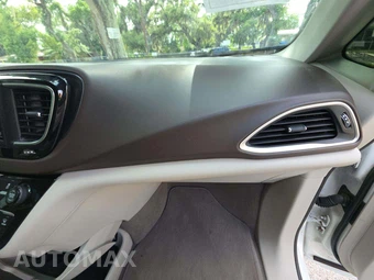 2020 Chrysler Pacifica Touring L 121.6" WB – miniatura 20