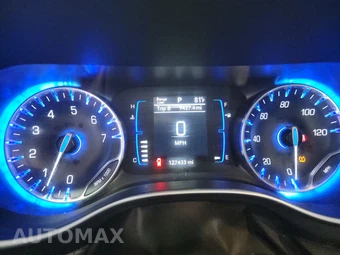 2020 Chrysler Pacifica Touring L 121.6" WB – miniatura 12
