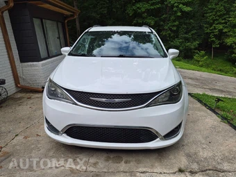 2020 Chrysler Pacifica Touring L 121.6" WB - miniatura 22