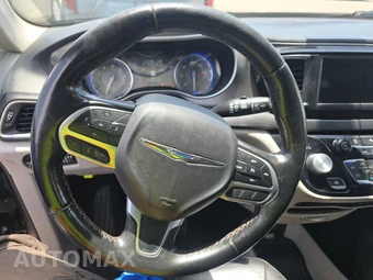 2020 Chrysler Pacifica Touring L 121.6" WB - miniatura 10