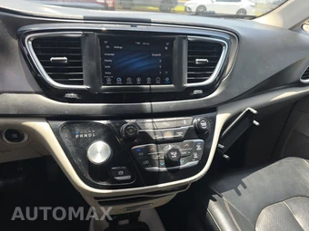 2020 Chrysler Pacifica Touring L 121.6" WB - miniatura 11