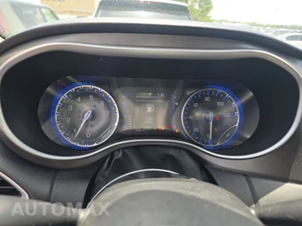 2020 Chrysler Pacifica Touring L 121.6" WB - miniatura 12