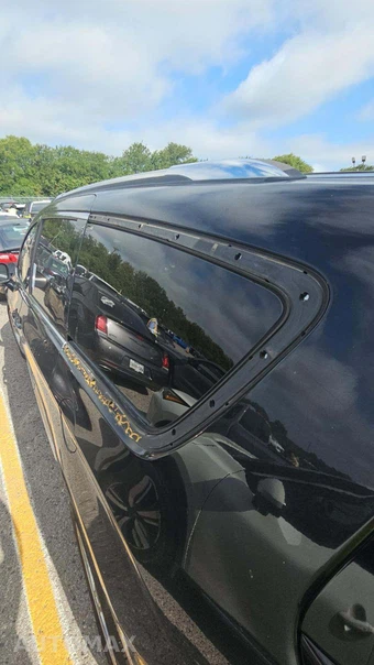 2020 Chrysler Pacifica Touring L 121.6" WB - miniatura 31