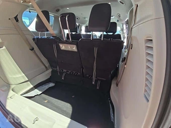 2020 Chrysler Pacifica Touring L 121.6" WB – miniatura 15