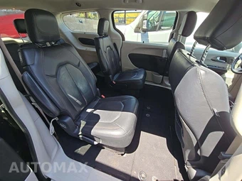 2020 Chrysler Pacifica Touring L 121.6" WB – miniatura 17