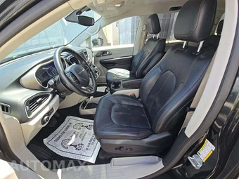 2020 Chrysler Pacifica Touring L 121.6" WB – miniatura 6