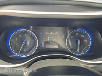2020 Chrysler Pacifica Touring L 121.6" WB – miniatura 9