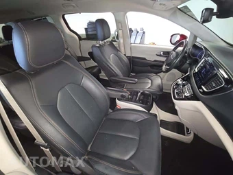 2020 Chrysler Pacifica Touring L 121.6" WB - miniatura 19