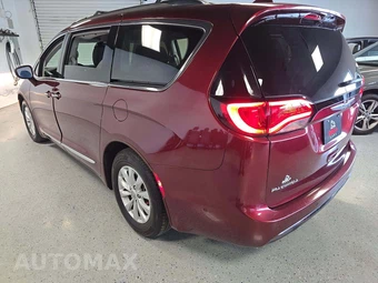 2020 Chrysler Pacifica Touring L 121.6" WB - miniatura 2