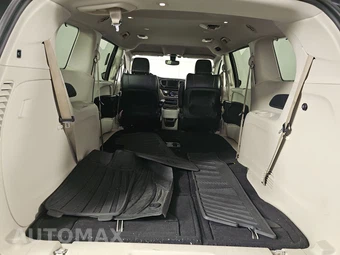 2020 Chrysler Pacifica Touring L 121.6" WB – miniatura 16