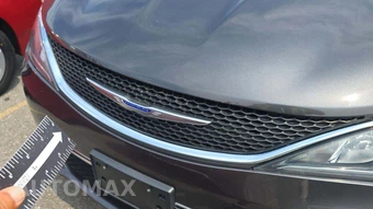 2020 Chrysler Pacifica Touring L 121.6" WB – miniatura 32