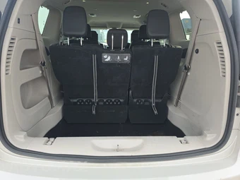 2020 Chrysler Pacifica Touring L Plus 121.6" WB – miniatura 17