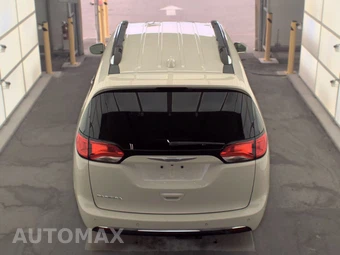 2020 Chrysler Pacifica Touring L Plus 121.6" WB – miniatura 5