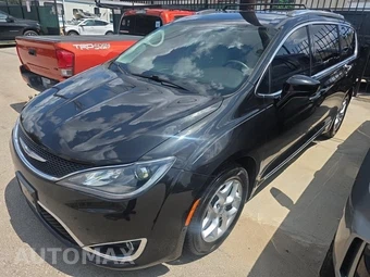 2020 Chrysler Pacifica Touring L Plus 121.6" WB