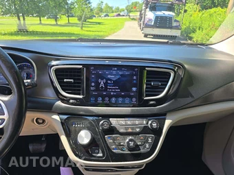 2020 Chrysler Pacifica Touring L Plus 121.6" WB - miniatura 10