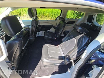 2020 Chrysler Pacifica Touring L Plus 121.6" WB - miniatura 13