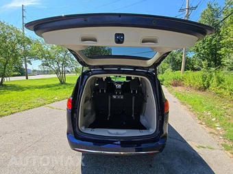 2020 Chrysler Pacifica Touring L Plus 121.6" WB - miniatura 15