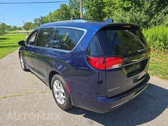 2020 Chrysler Pacifica Touring L Plus 121.6" WB - miniatura 2