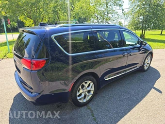 2020 Chrysler Pacifica Touring L Plus 121.6" WB - miniatura 3