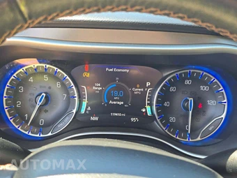 2020 Chrysler Pacifica Touring L Plus 121.6" WB - miniatura 9