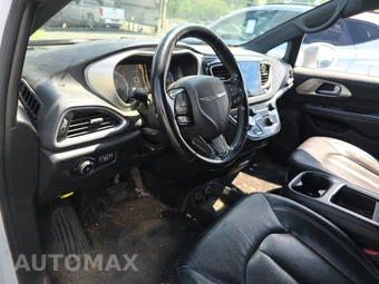 2020 Chrysler Pacifica Touring L Plus 121.6" WB – miniatura 11