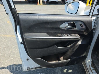 2020 Chrysler Pacifica Touring L Plus 121.6" WB – miniatura 9