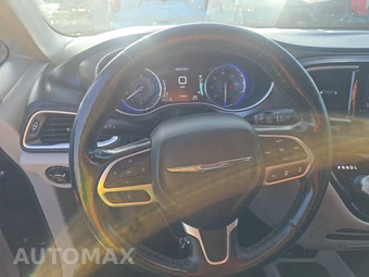 2020 Chrysler Pacifica Touring L Plus 121.6" WB – miniatura 32