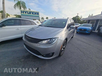 2020 Chrysler Pacifica Touring L Plus 121.6" WB