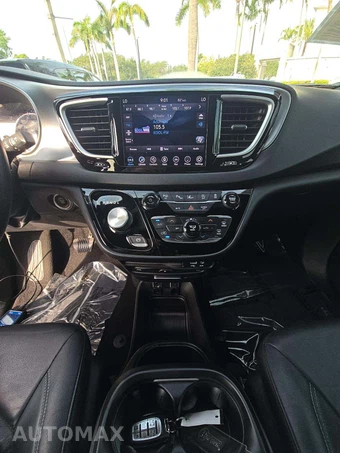 2020 Chrysler Pacifica Touring L Plus 121.6" WB – miniatura 10