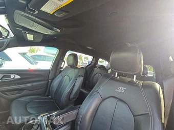 2020 Chrysler Pacifica Touring L Plus 121.6" WB – miniatura 11
